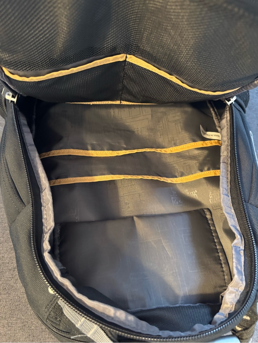 OGIO Metro Backpack with Laptop Protection. - Picture 5 of 7